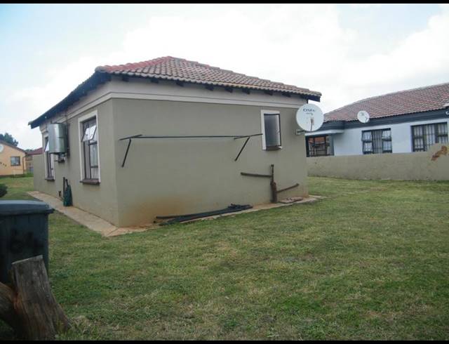 3 BEDROOM HOUSE FOR SALE IN THE ORCHARDS